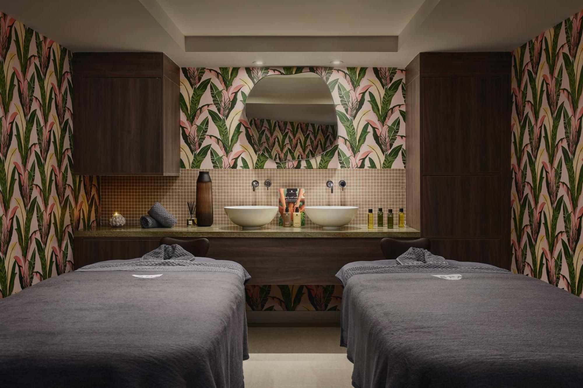 Ufford Park Resort Вудбридж Экстерьер фото